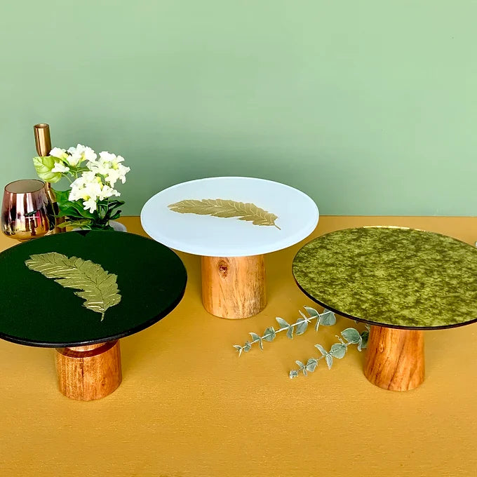 Shwet Cake Stand