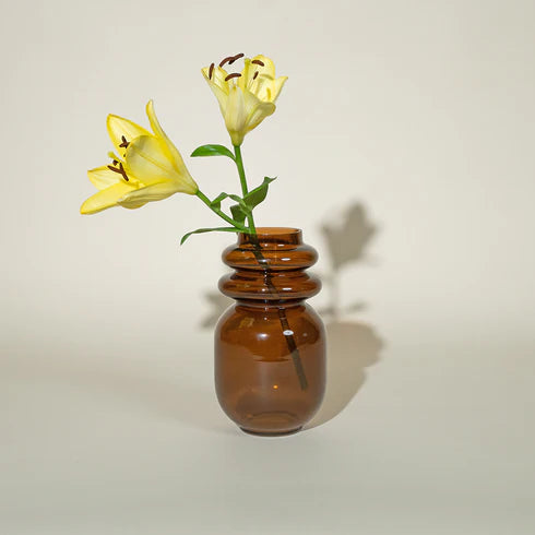 A haze brown glass vase