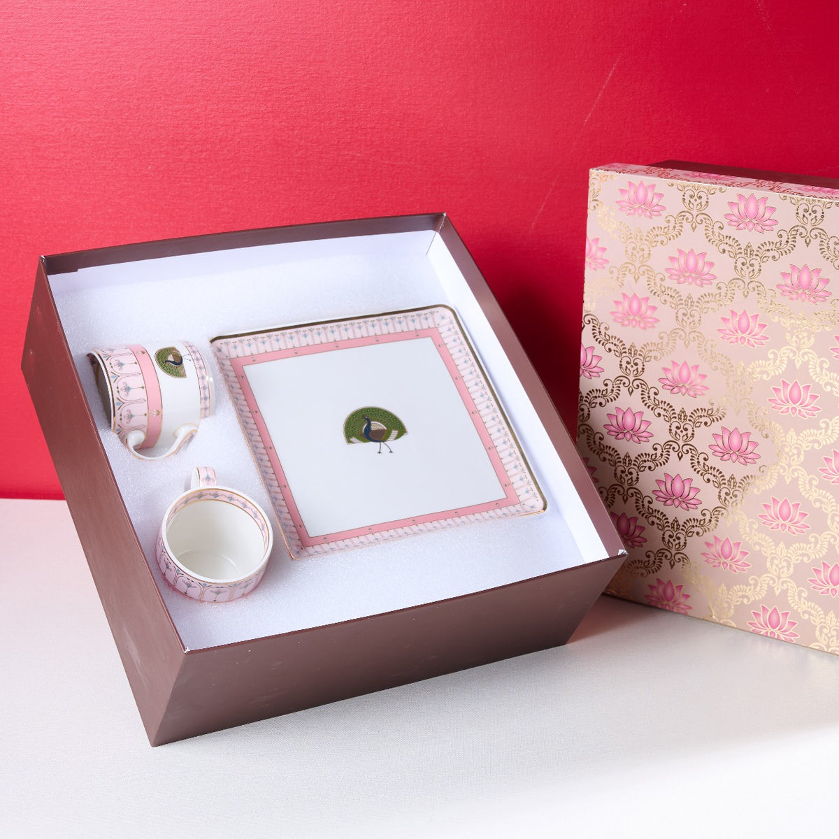 Jaipurbagh Teacups and Platter hamper