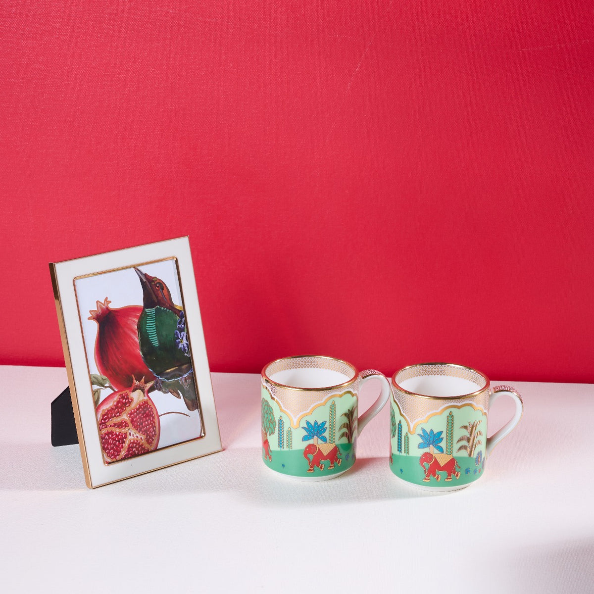 Shahi Haati Teamugs and Photoframe Hamper