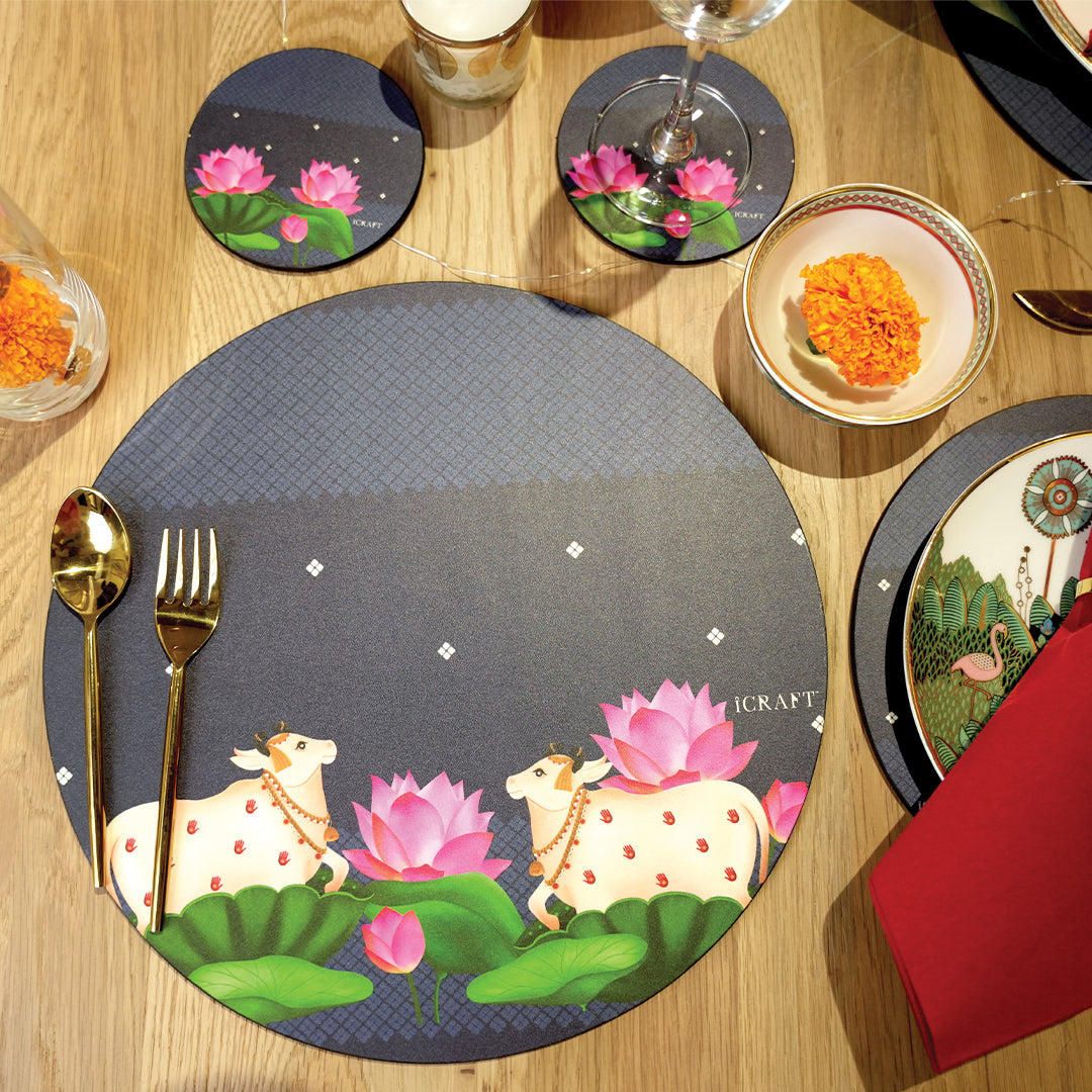 Pichwai Jodi - Neel Round Tablemats- Set of 6