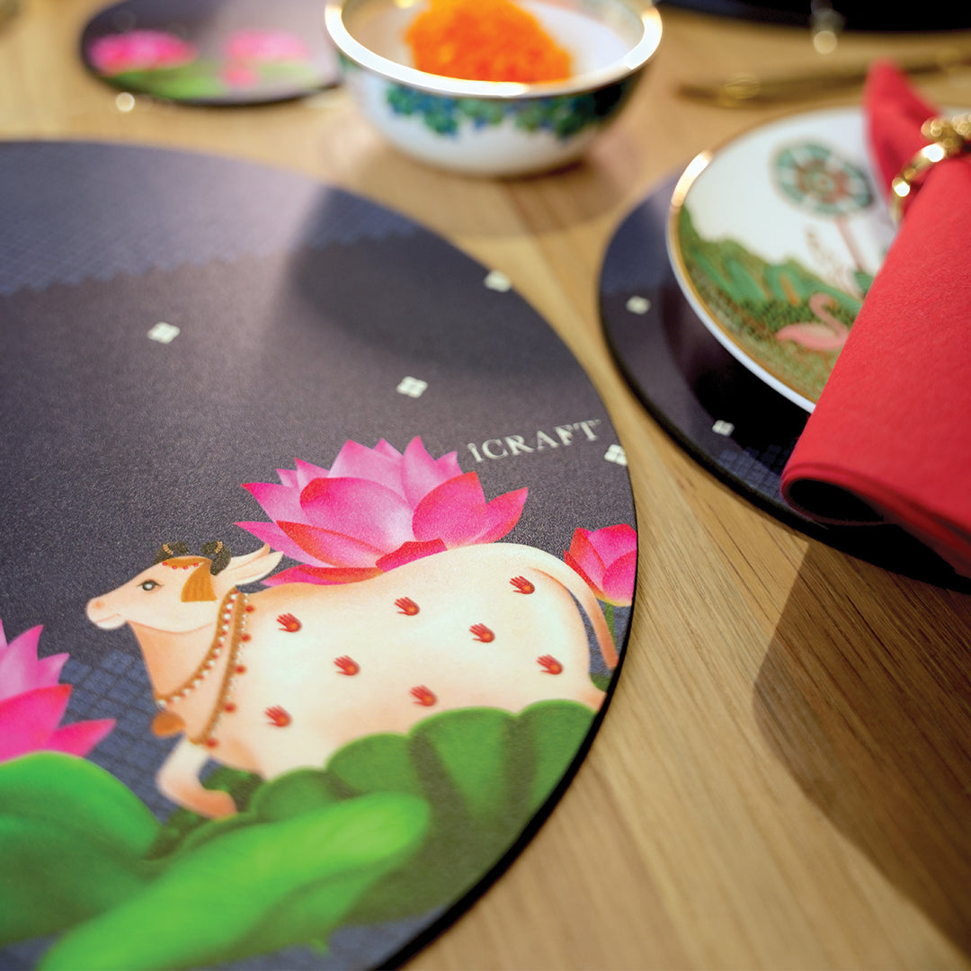 Pichwai Jodi - Neel Round Tablemats- Set of 6