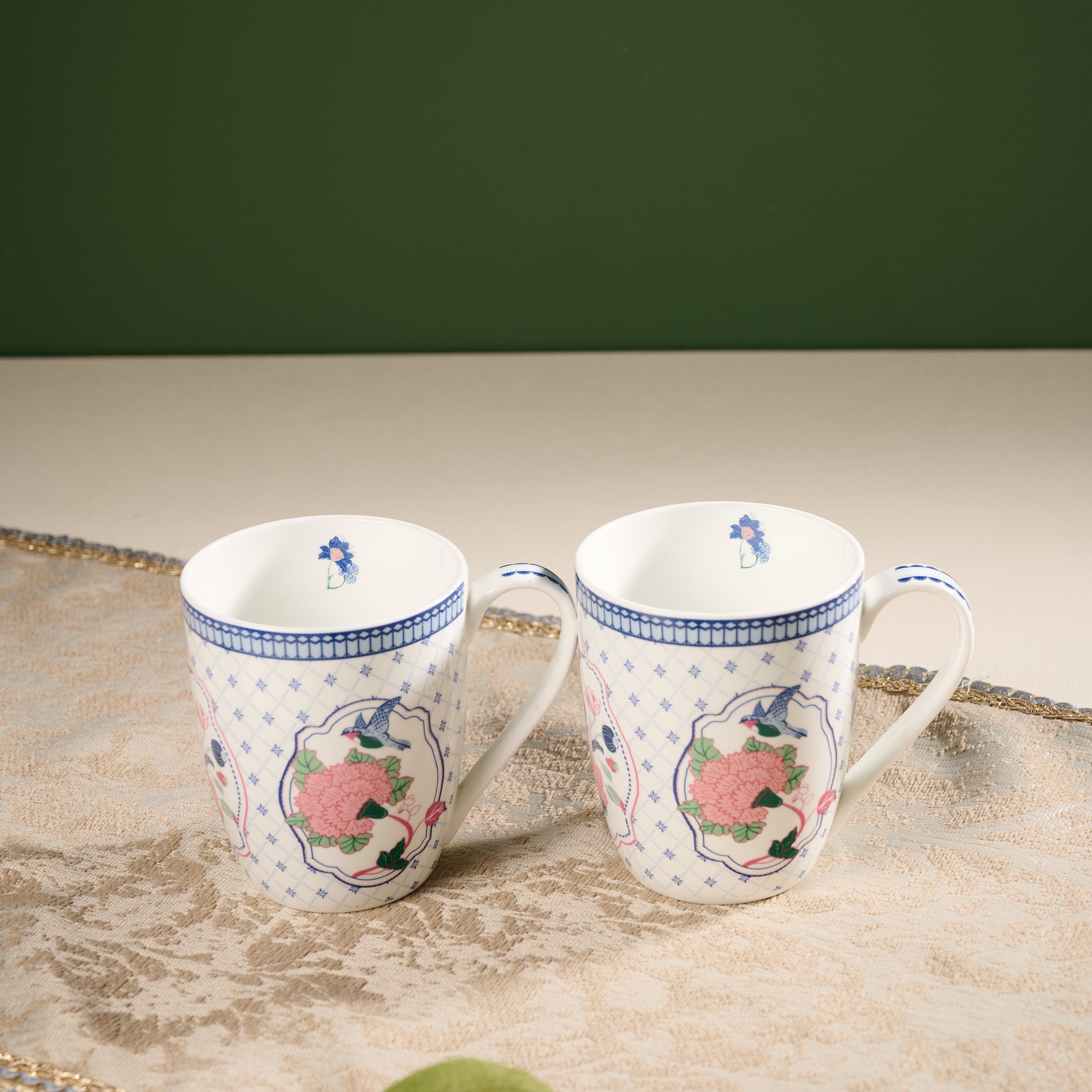 Memory & Mocha Hamper – Blue
