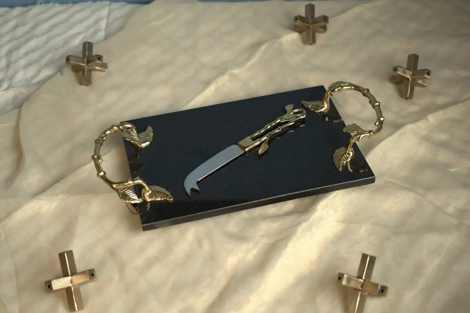 Blossom Platter with Cheese Knife - Gold