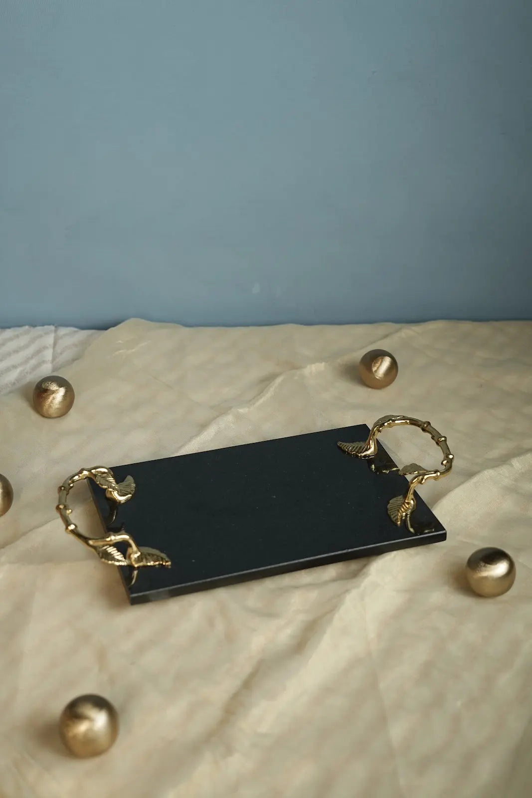 Blossom Platter with Cheese Knife - Gold