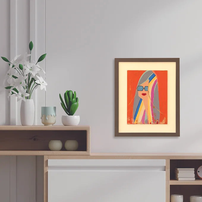 SNS Collection - Lady In Glasses